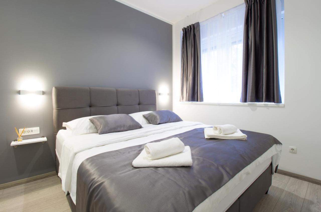 Split Urban Getaway Apartment Ngoại thất bức ảnh