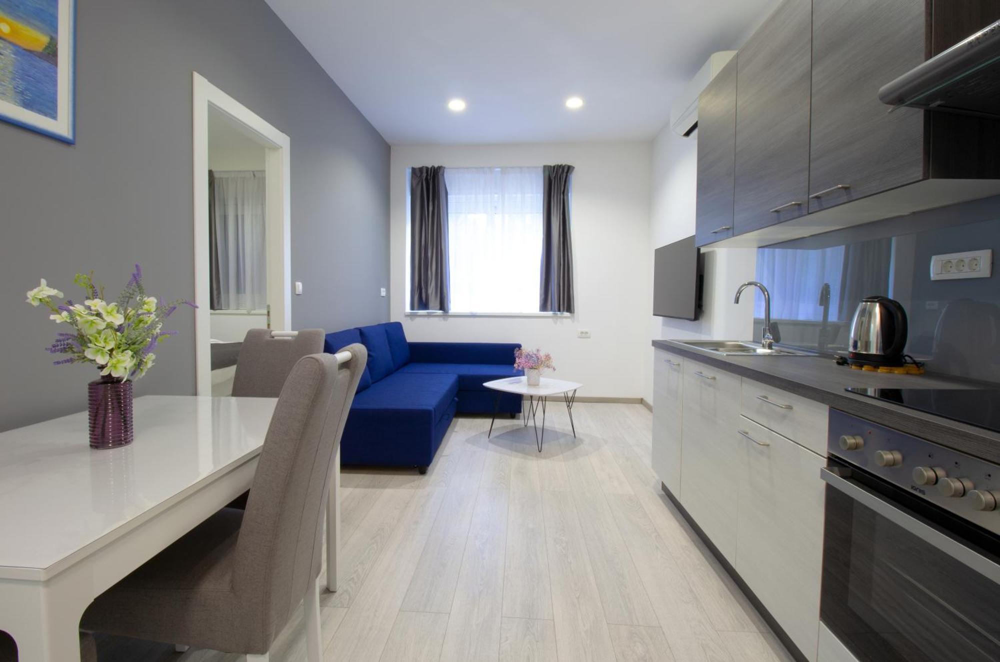 Split Urban Getaway Apartment Ngoại thất bức ảnh